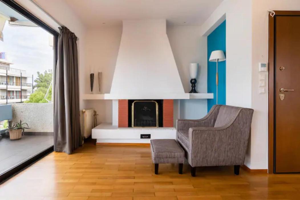 Βright Walled Designed Apt In Glyfada Center Atenas Exterior foto